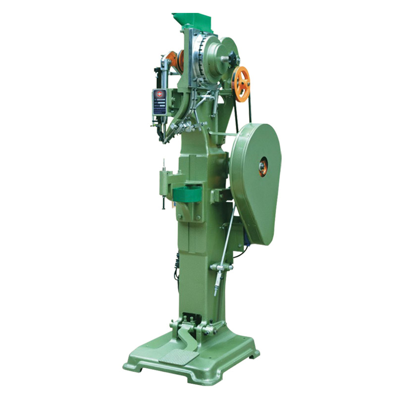 AL-113B Large riveting machine
